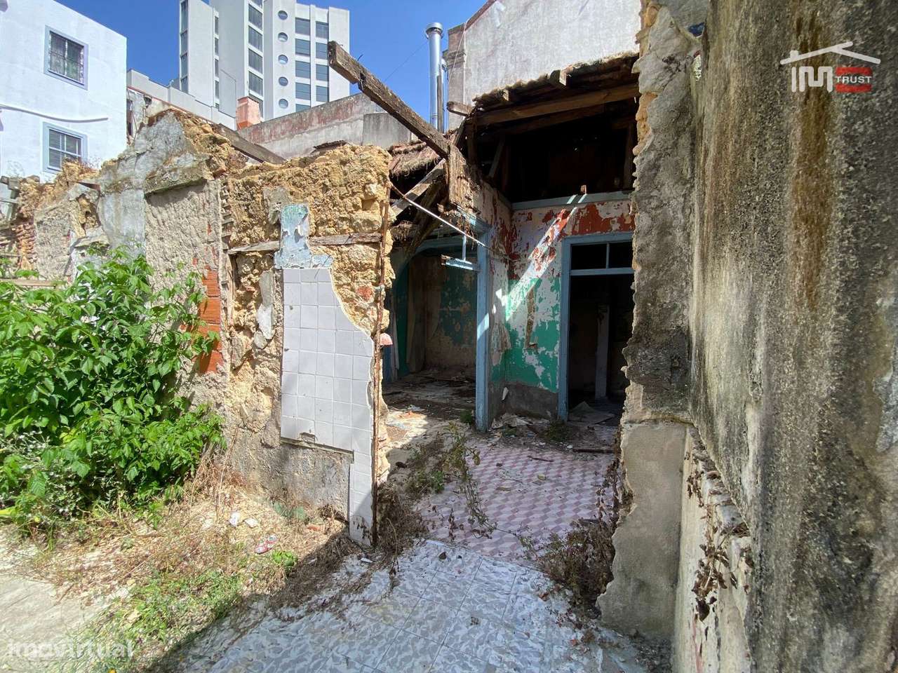Prédio para Reabilitação no Centro do Barreiro | Projeto Aprovado p...-2