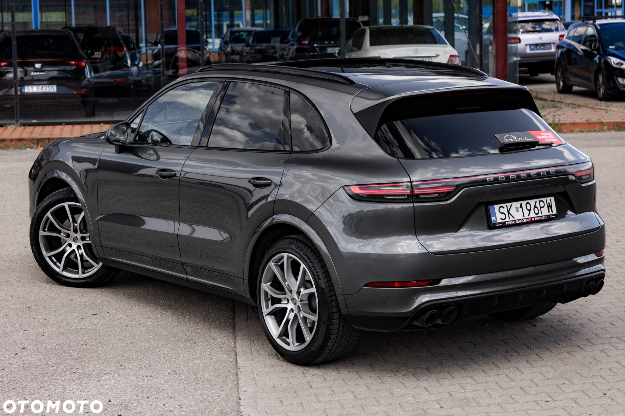 Porsche Cayenne Coupe Platinum Edition - 13