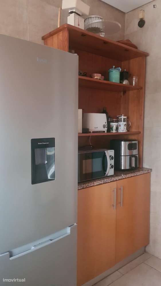 Quarto - localizado em Paranhos Porto - Grande imagem: 5/9