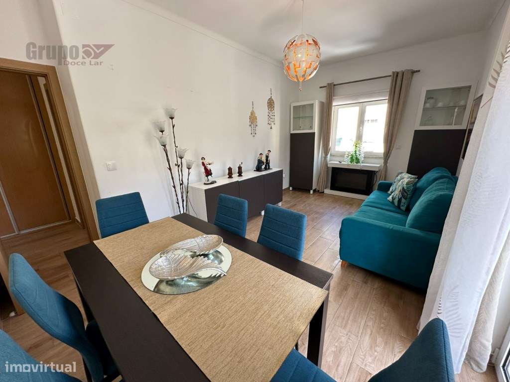Excelente Apartamento T4 no Barreiro - Conforto e Modernidade-12
