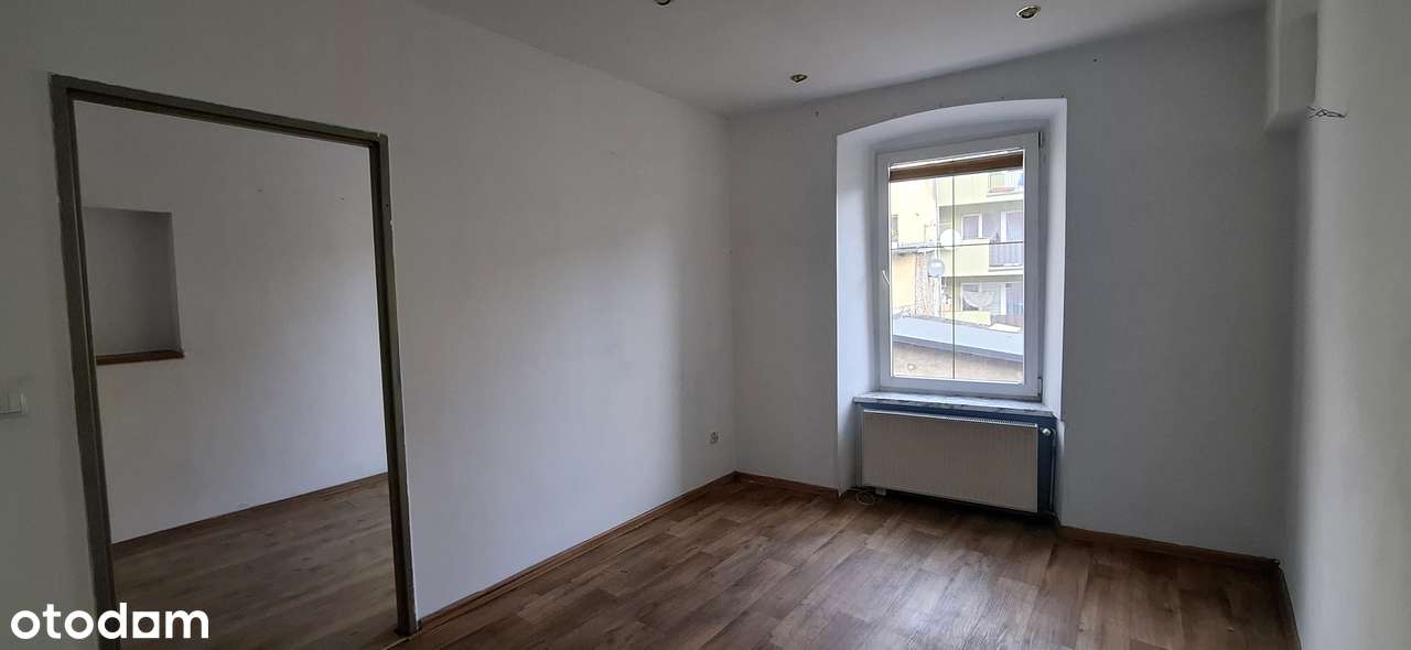 Duże przestronne 3-pokojowe - w centrum, zadbana kamienica, 1 piętro-7