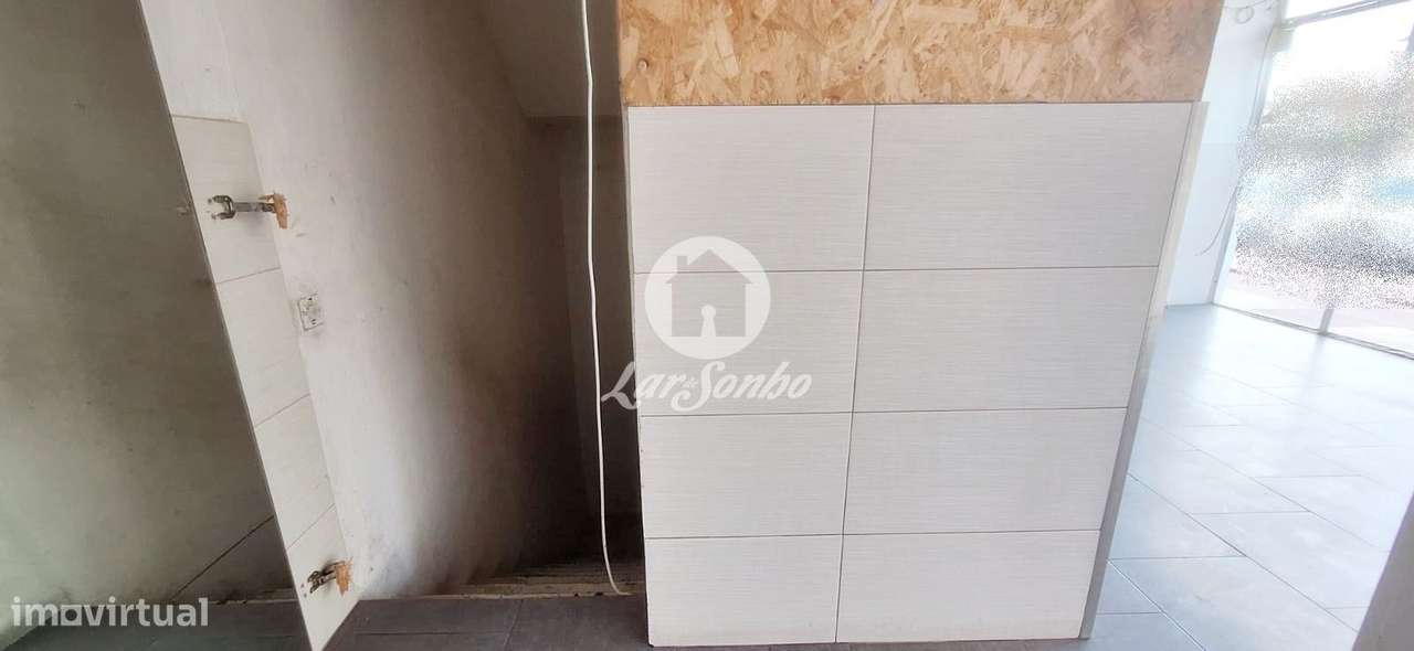 Loja com 57m2 no centro de Vila Nova de Famalicão - Grande imagem: 5/16