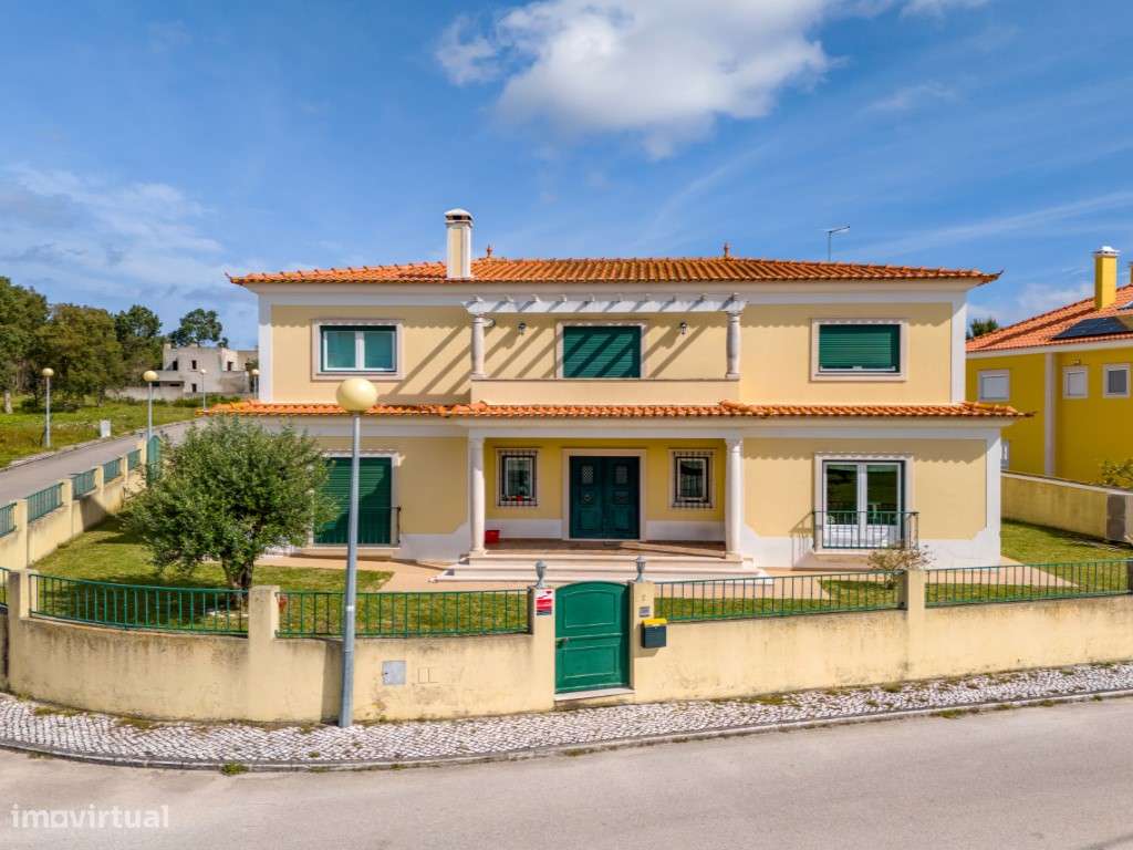 Moradia de excelentes áreas e lote do lado com 324m2 - Grande imagem: 4/34