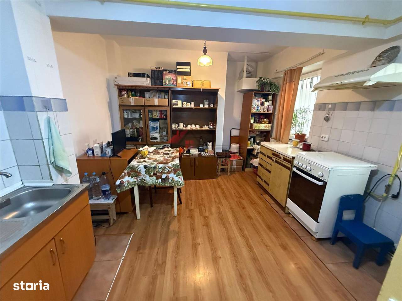 Apartament cu 2 camere decomandat, etajul 1 - Centru - Palas Mall.-1