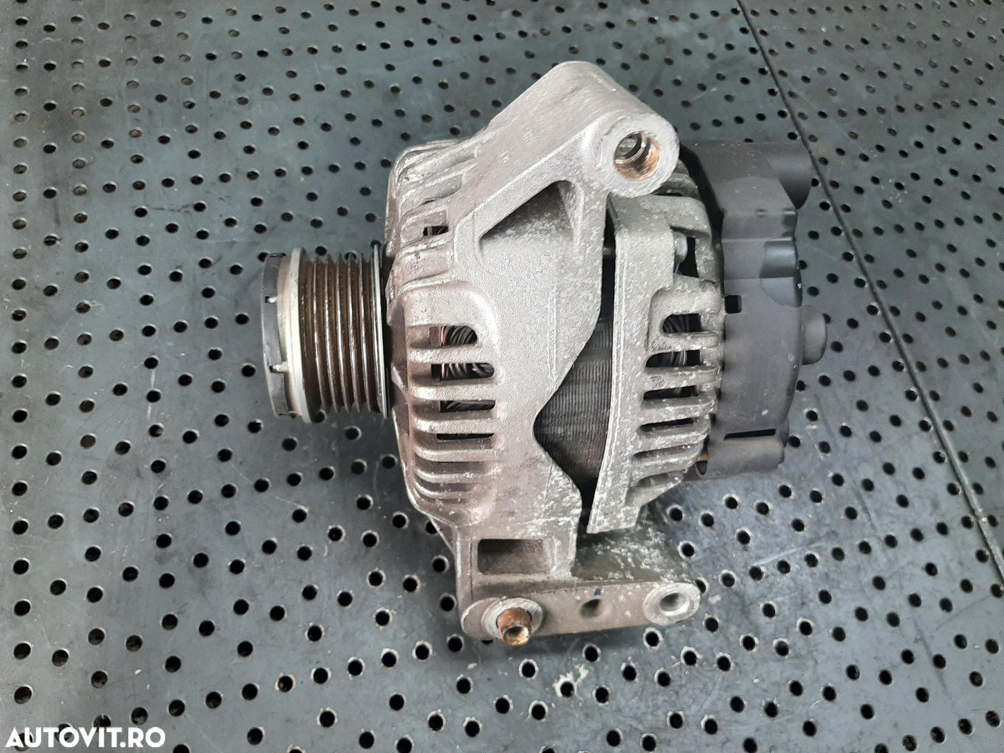 Alternator 1.3 d multijet lancia ypsilon 843 fiat doblo fiorino grande punto panda 51784845 - 2