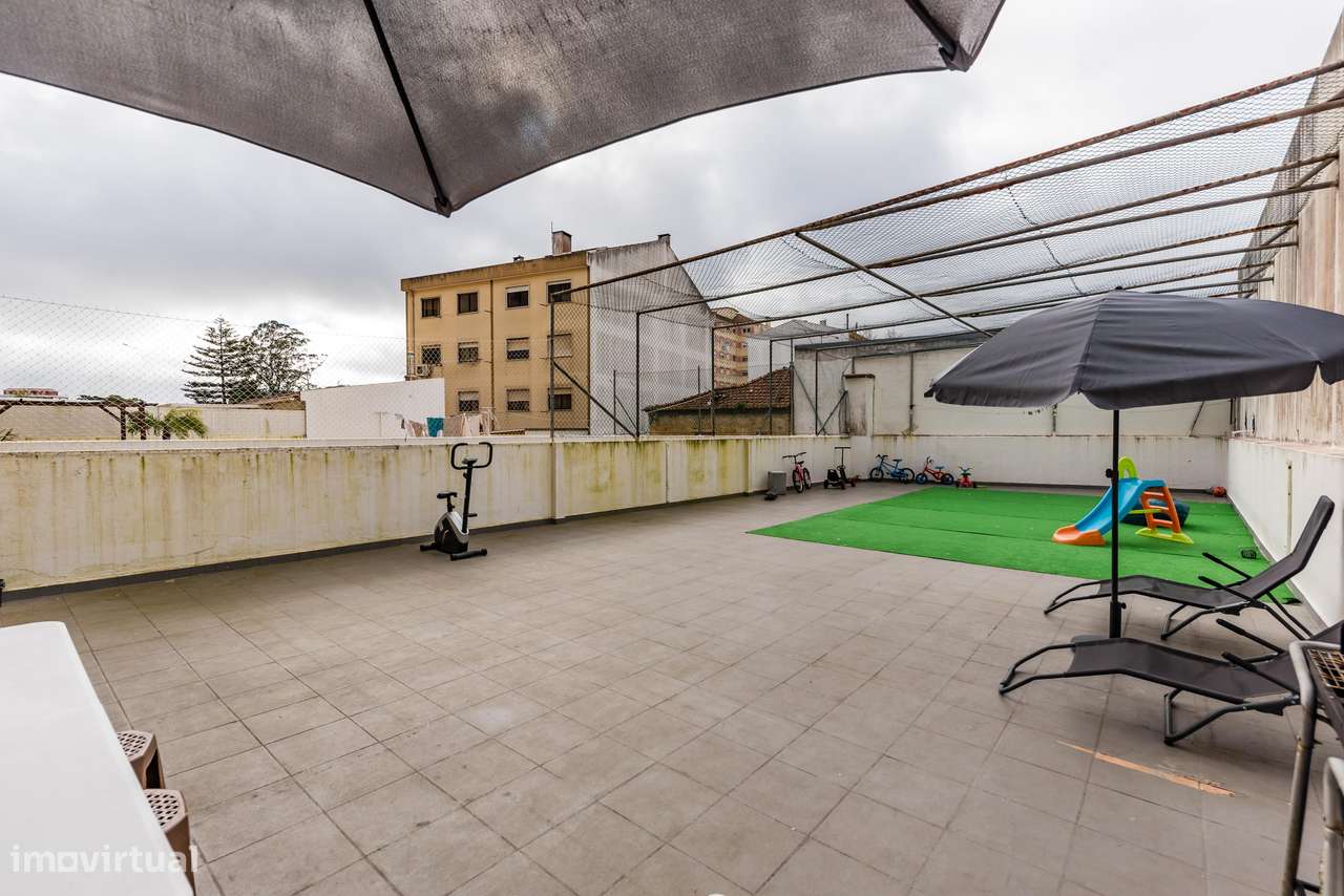 APARTAMENTO T3 | REMODELADO | TERRAÇO 100M2 | COLÉGIO REGGIO EMILIA-31