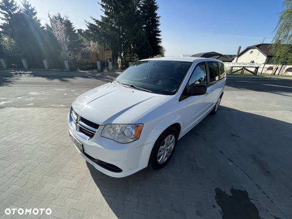 Dodge Grand Caravan - 6