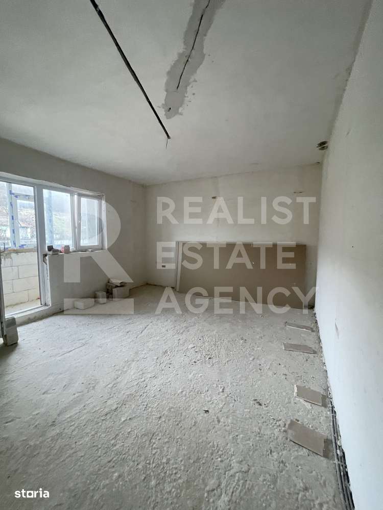 Vânzare, proprietate pe prima linie, Satul Poiana – Iași-5