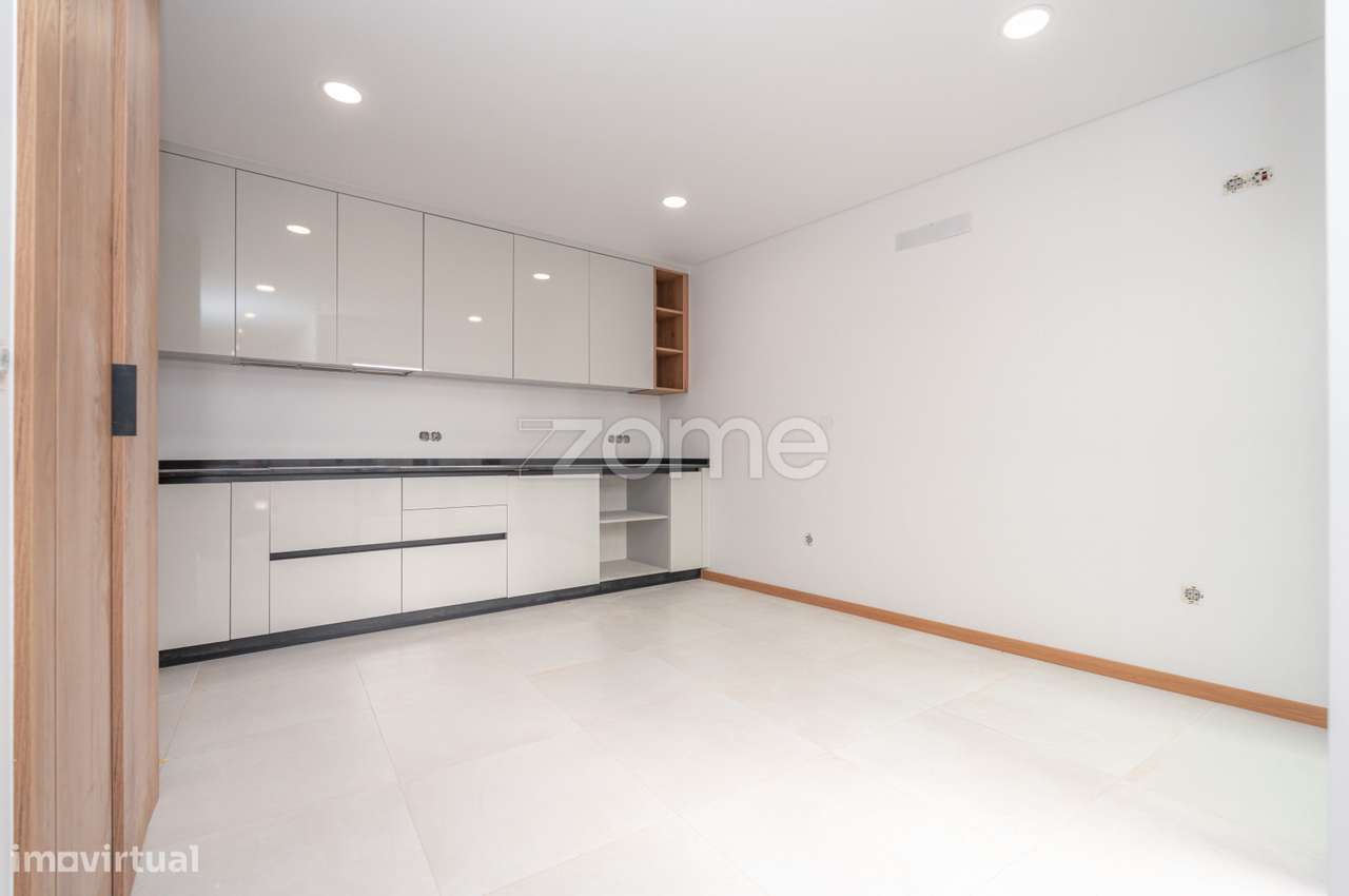 Moradia T2+1 Nova | Ançã - Grande imagem: 4/32