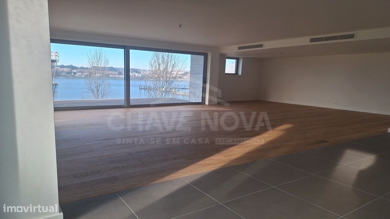 Apartamento T3 pronto habitar Varanda Marina Afurada V N Gaia