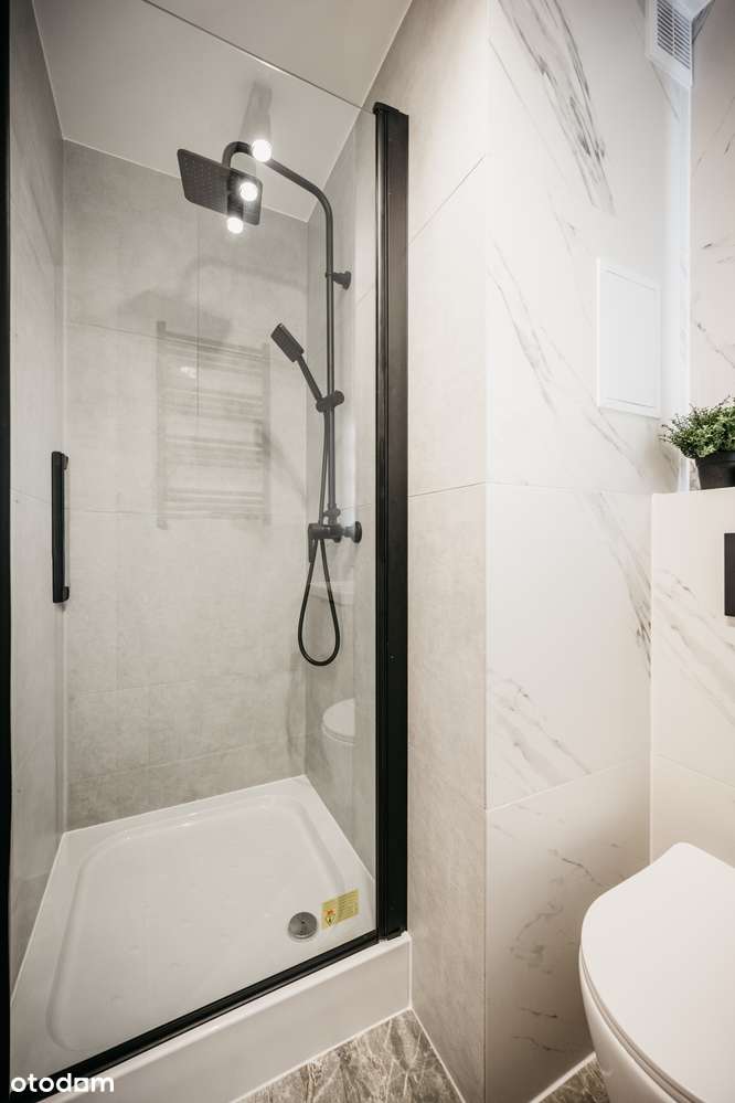 3 pokoje przestronne po generalnym remoncie w świetnej lokalizacji-17