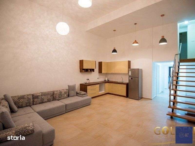 Apartament  B-dul Revolutiei, cladire perioada interbelica, comision 0 - Imagine principală: 2/11