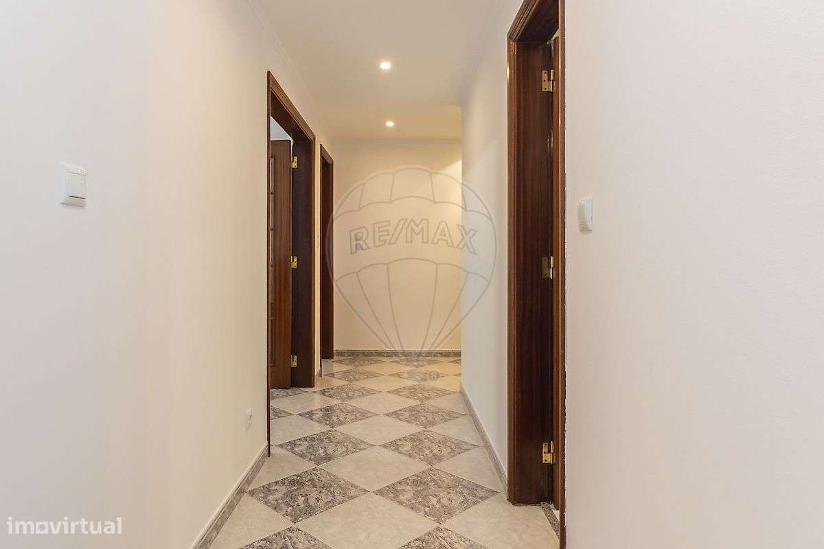 Apartamento T3 à venda em Almada - Grande imagem: 3/45