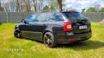 Skoda Octavia Combi 2.0 TDI CR DPF RS - 4