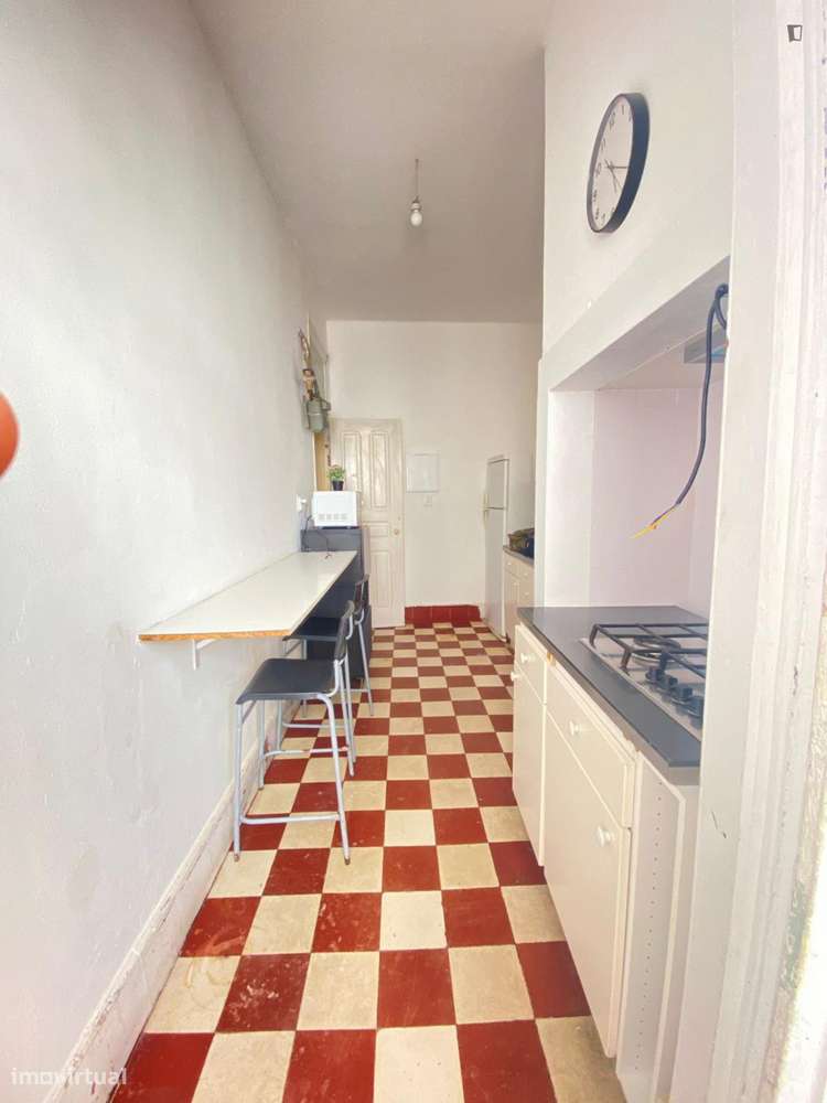 Quarto - localizado em Alameda Lisbon - Grande imagem: 5/14