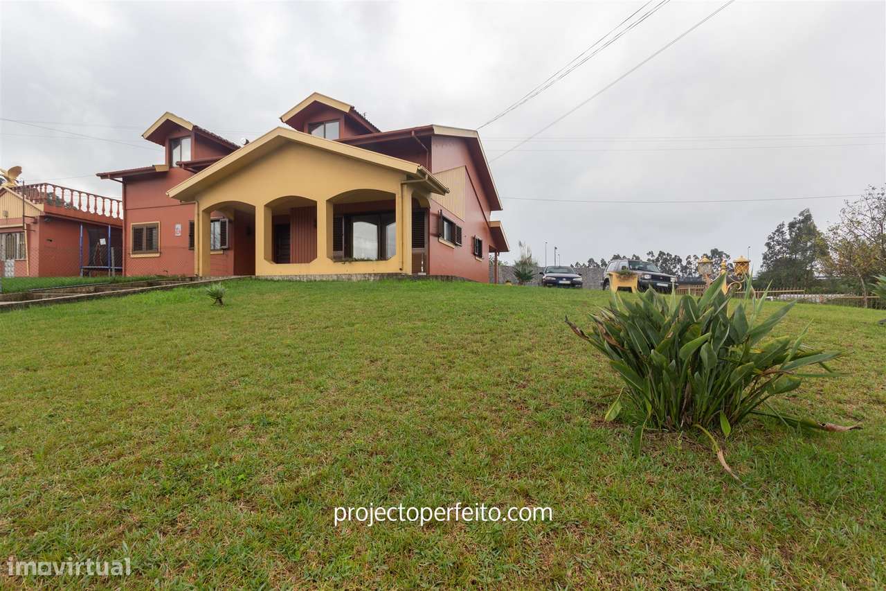 Moradia Isolada T5 Venda Em Esmoriz Ovar