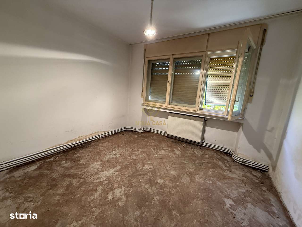 De vanzare Apartament Etajul 1 Micro 16/Zona Foarte Buna-4