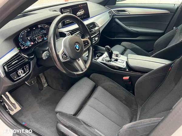 BMW Seria 5 520d Touring Aut. M Sport Edition - 10