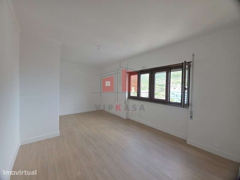 Apartamento T2 remodelado-4