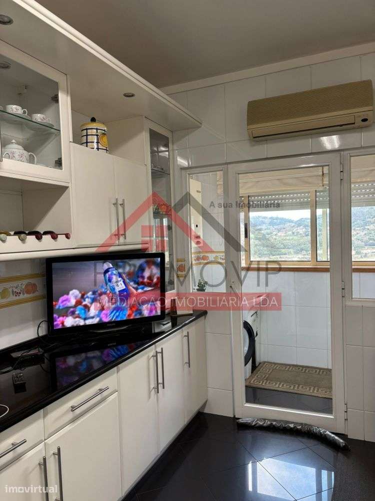 Apartamento T3 - Último Piso com Terraço no Centro Santo Tirso-9