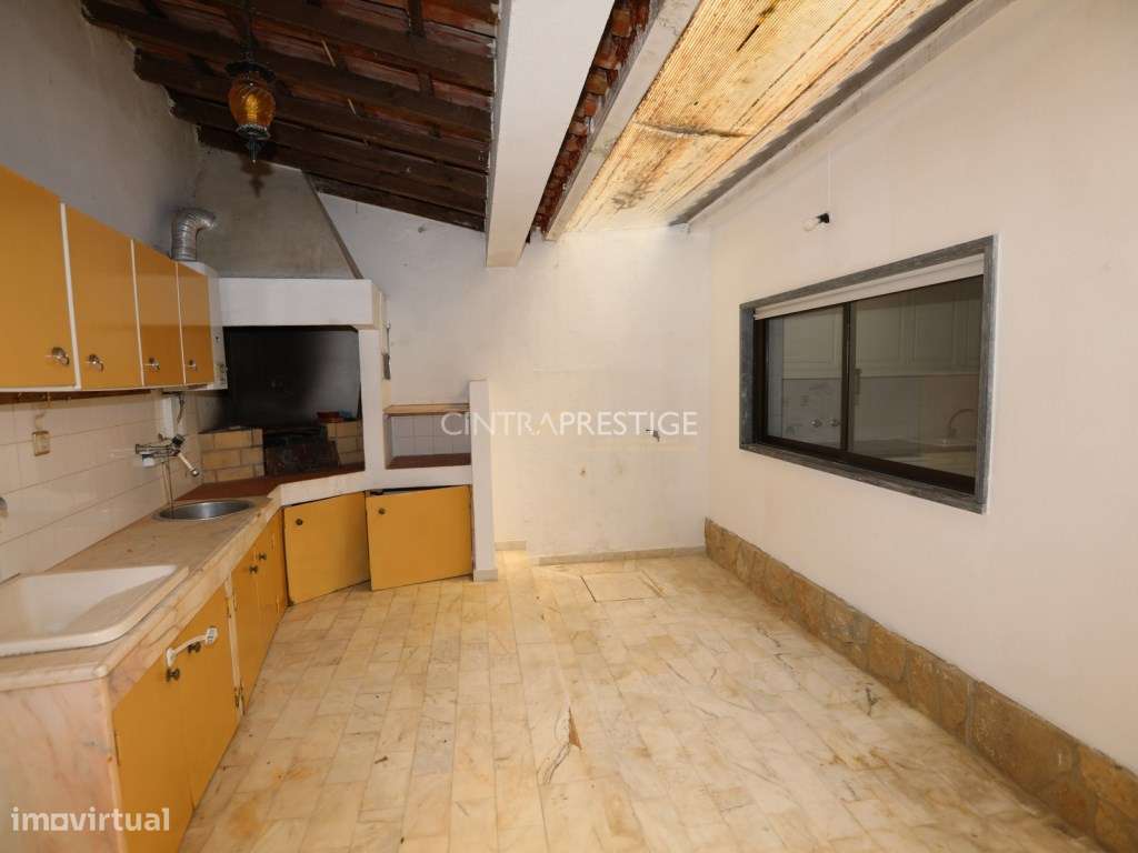 Lourel -Moradia T4 com sotão , garagem e churrasqueira - Conforto, ...-24