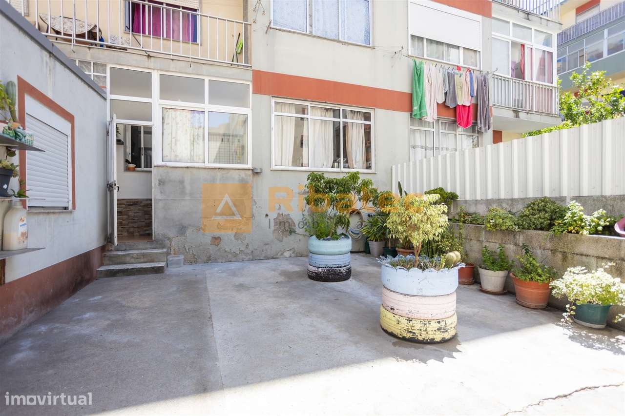Apartamento T3 em Samora Correia-21