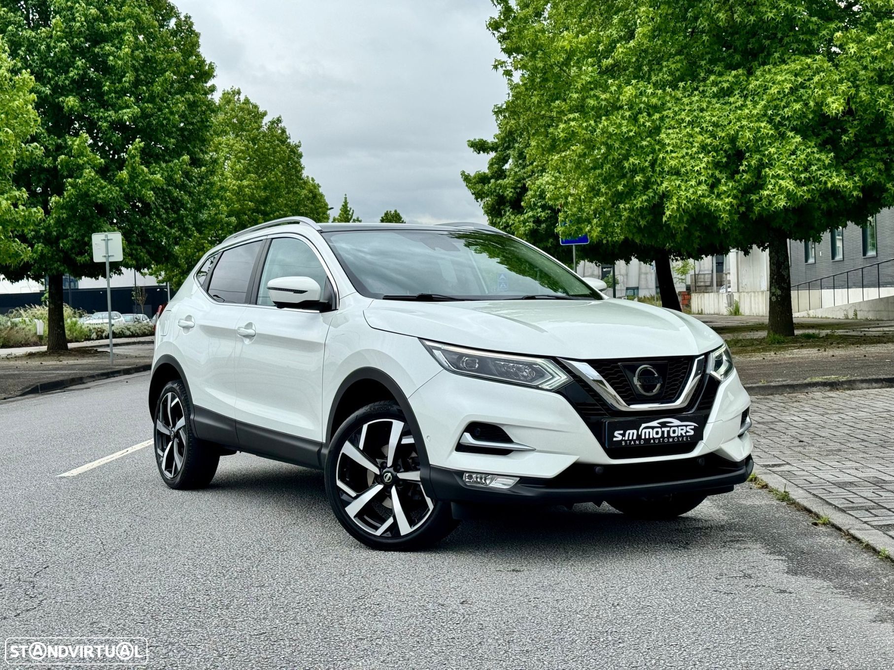 Nissan Qashqai 1.5 dCi Tekna Premium - 1