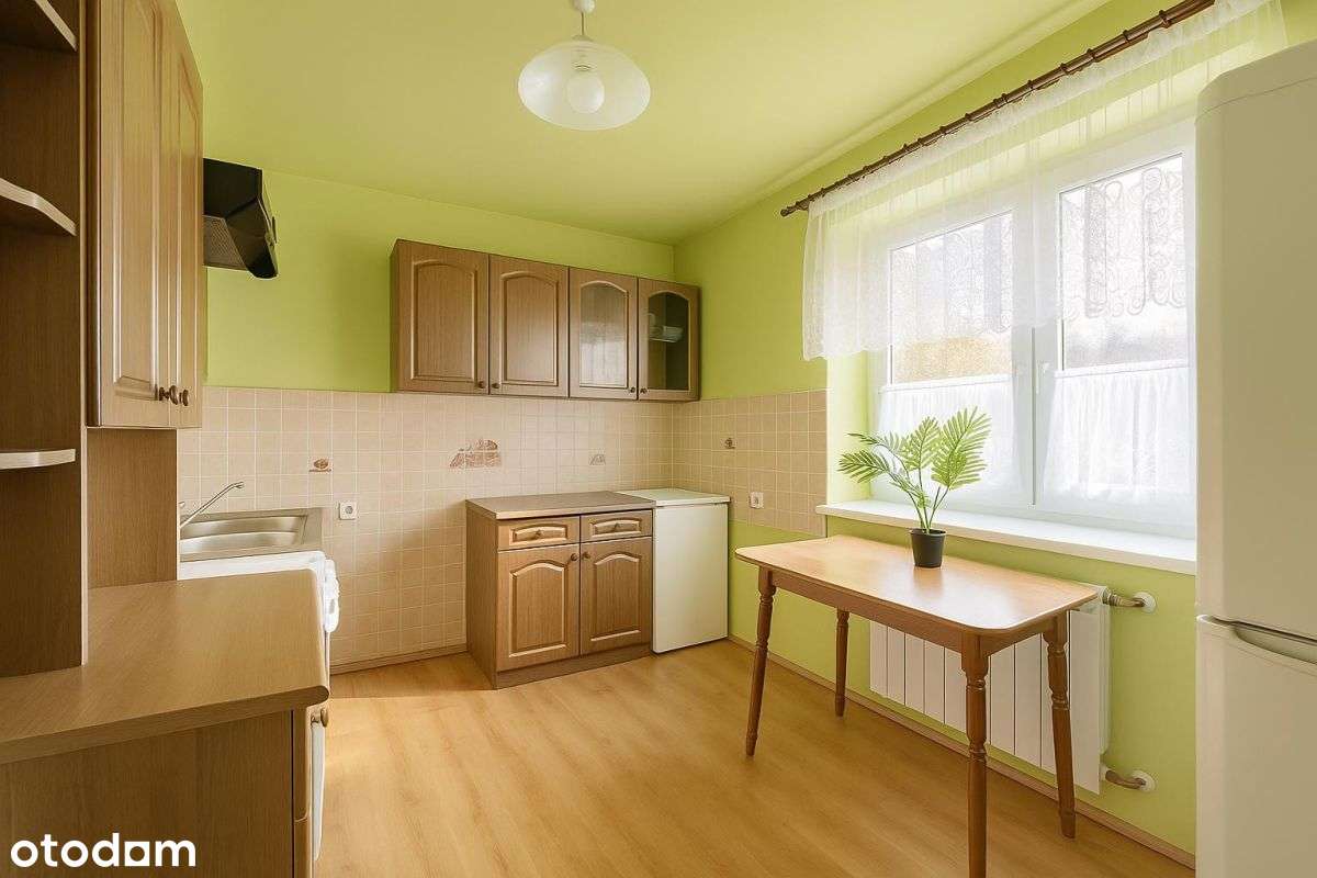 Dom 6 pokoi działka 852 m², ogród, garaże, taras-2