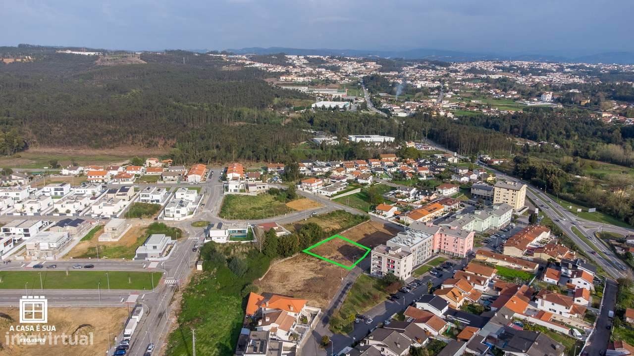 Terreno, 1 309 m², Santa Maria da Feira, Travanca, Sanfins e Espargo - Grande imagem: 4/17