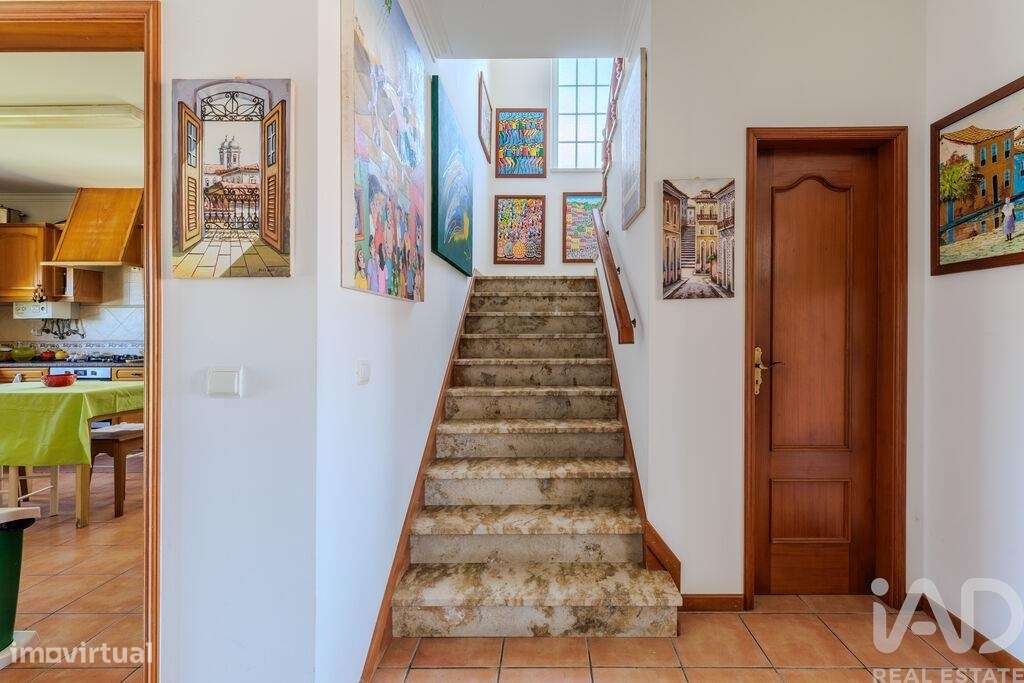 Casa / Villa T4 em Mafra-16
