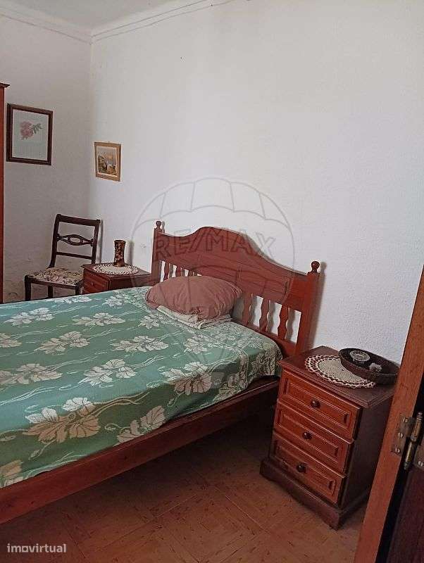 Moradia T4 para venda-12