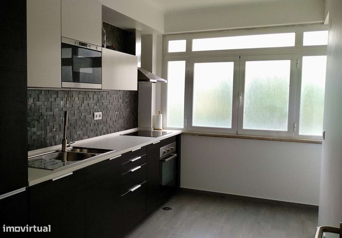 Arrenda-se T2 Remodelado – Camarate, Loures, Lisboa - Grande imagem: 3/16