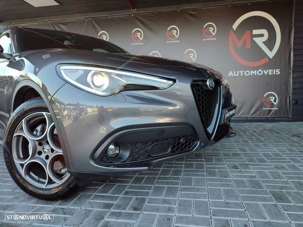 Alfa Romeo Stelvio 2.2 D Sprint Q4 AT8 - 38