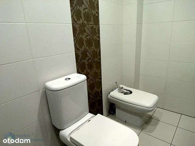 Lokal idealny dla rodziny lub na siedzibę firmy! - Pełny obrazek: 4/20