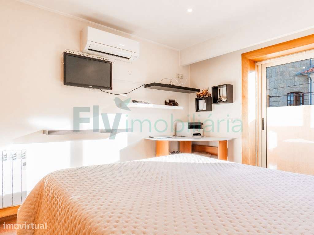 Moradia T3 em Fermentões com Piscina e Zona de Churrasqueira-30