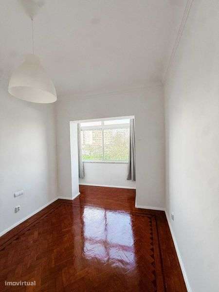 T2 -Fantástico as Portas de Benfica. Arrenda-se - Grande imagem: 4/12