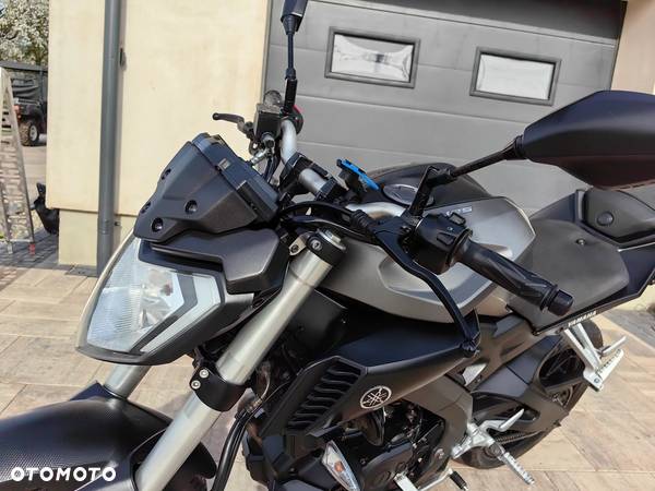 Yamaha MT - 19