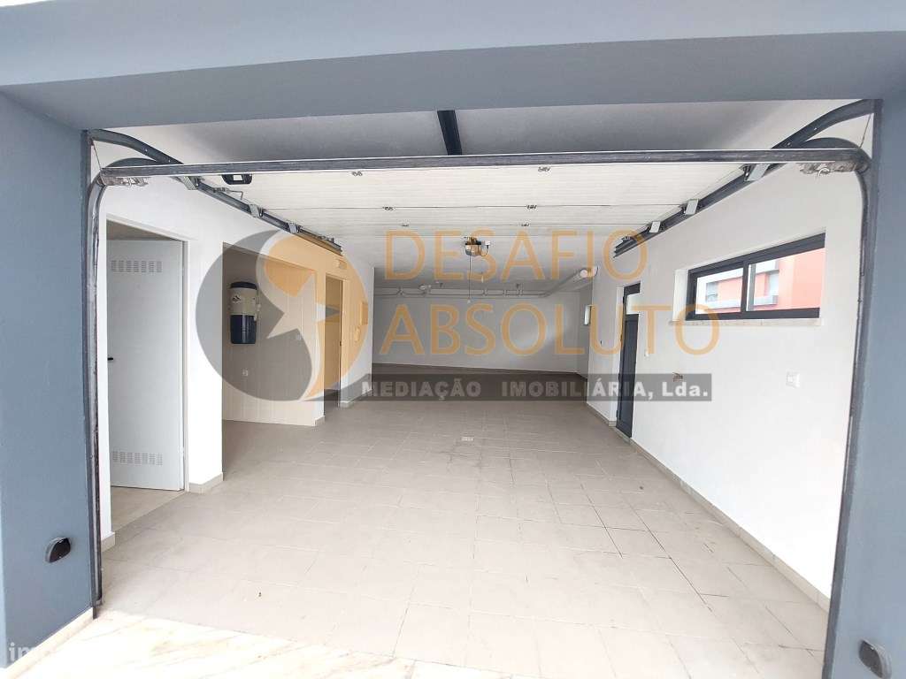 Moradia Isolada T5, boas áreas. Quinta da Alembrança - Feijó-37