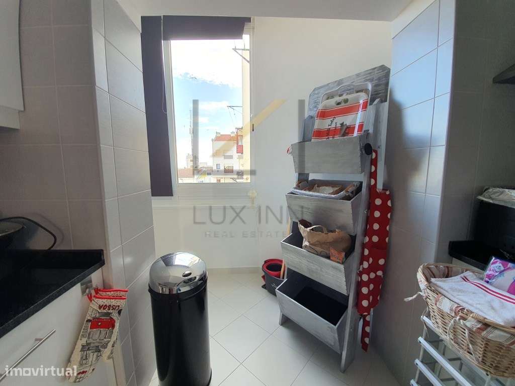 T2 Renovado na Costa da Caparica - a 300 metros da praia - Grande imagem: 4/23