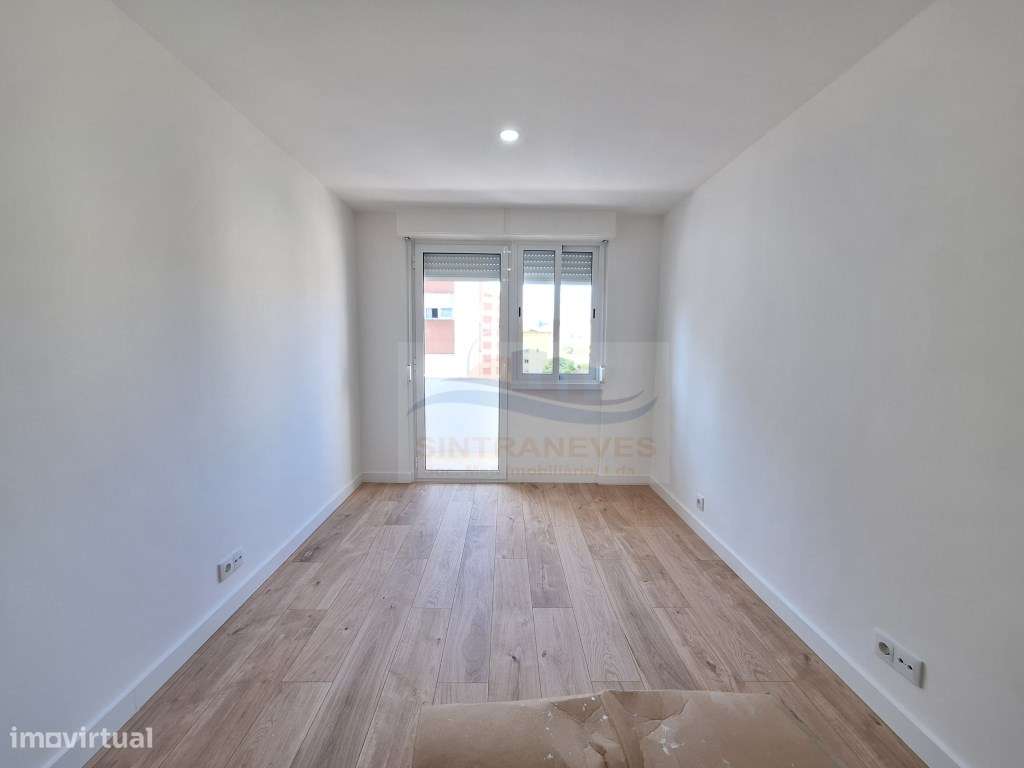 T3 Falagueira Metro, em remodelação total, 2 varandas-7