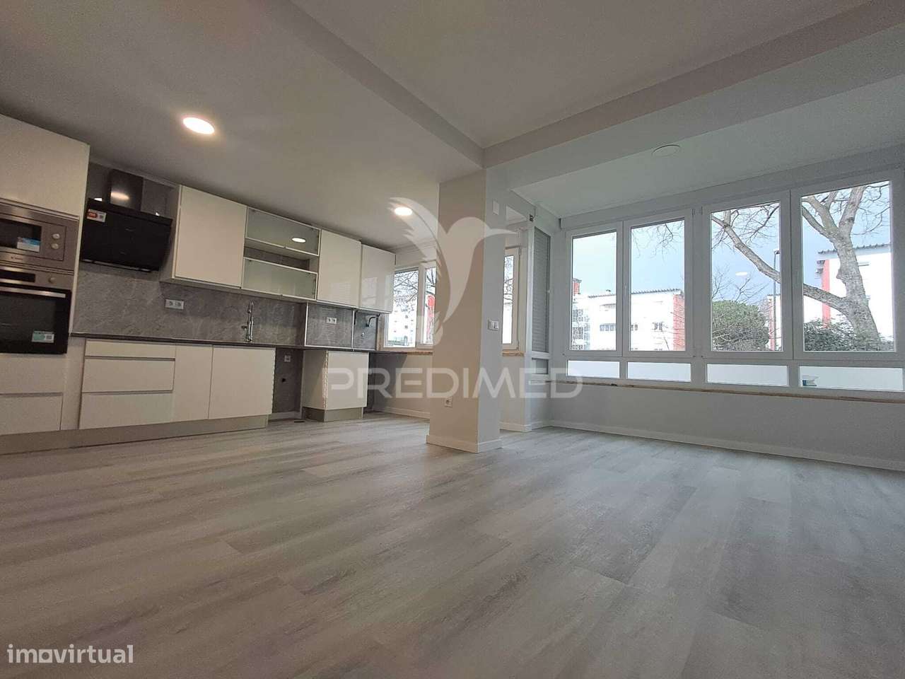 Apartamento T2 Totalmente Remodelado em Oeiras - Grande imagem: 5/27