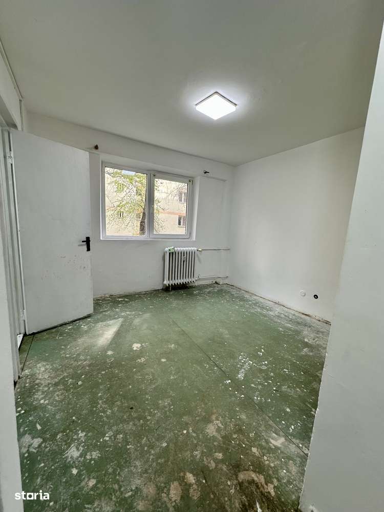 Garsoniera Lacul Tei, langa Facultatea de Constructii, pe strada Teiul Doamnei, Sectorul 2, Bucuresti