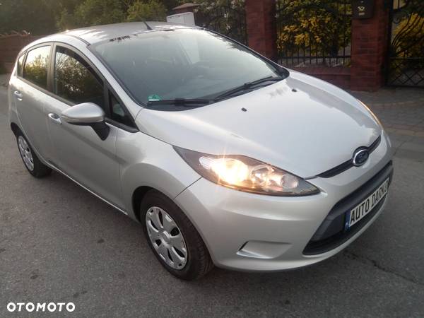 Ford Fiesta 1.25 Ambiente - 6