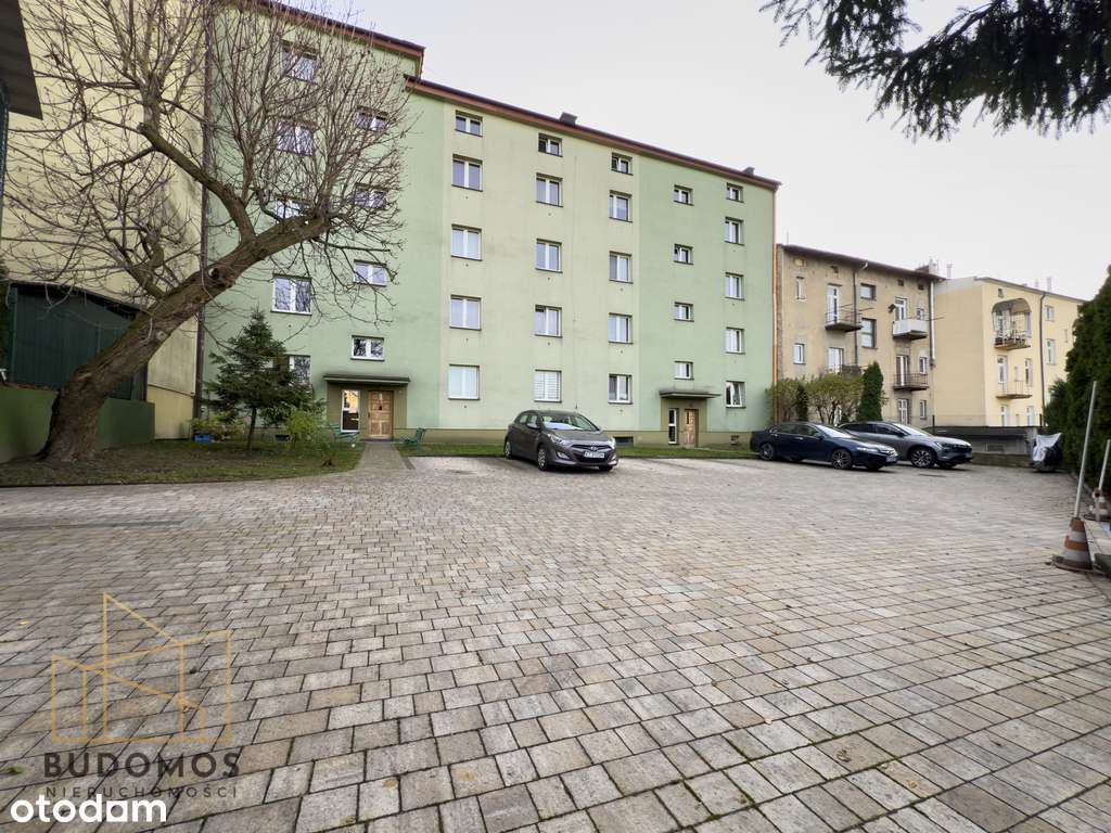 2-pokojowe mieszkanie z parkingiem w centrum-19