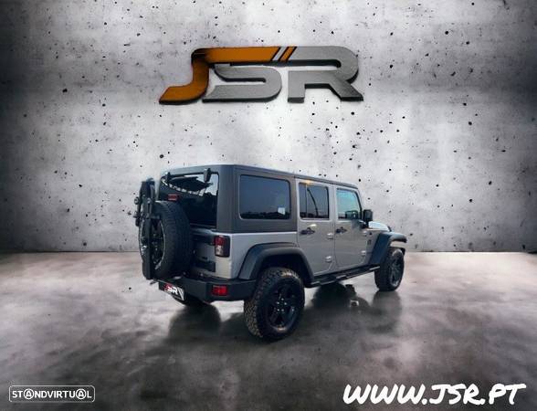 Jeep Wrangler - 8