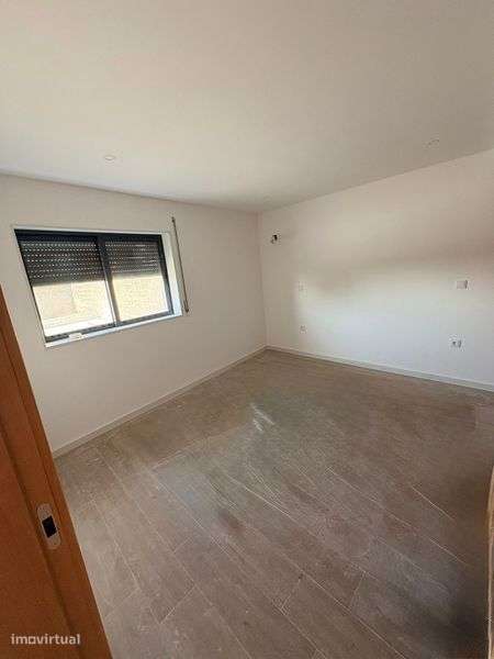 Moaria t3  Guardizela /Guimarães - Grande imagem: 5/6