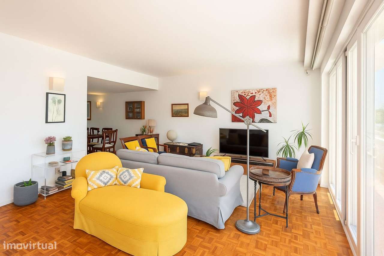 Moradia T4+1 para remodelação Gandarinha em Cascais-8