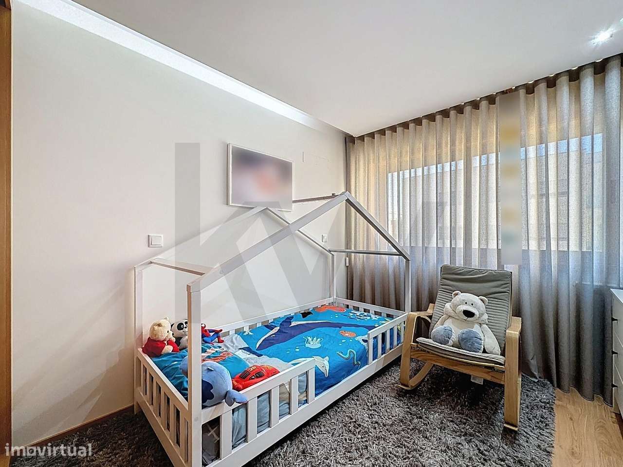 Apartamento T2 c/ Garagem Fechada em Perfeito Estado- Urbanização Pass-24