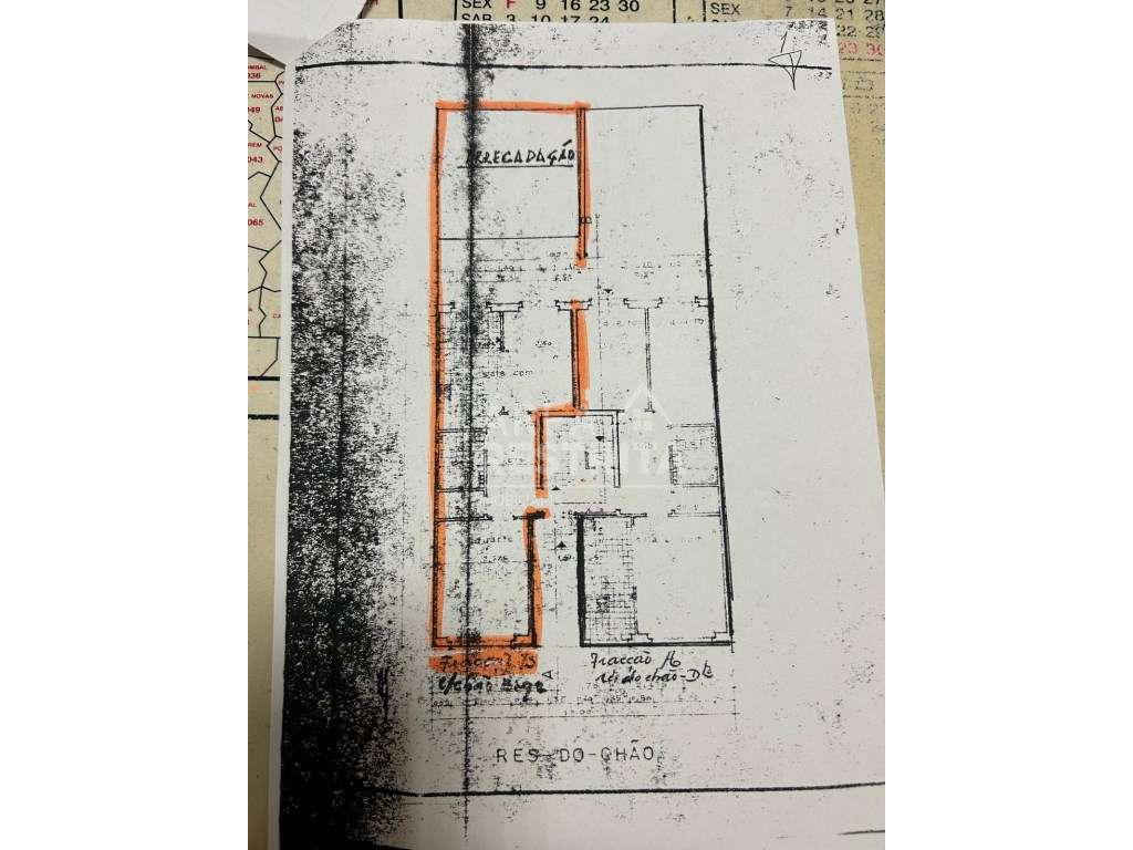 Apartamento T1 com Logradouro e Arrecadação/Garagem no Afonsoeiro -...-31