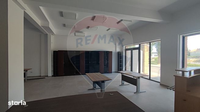 Spațiu comercial 93 mp de vanzare Ultracentral Promenada Crisului-13